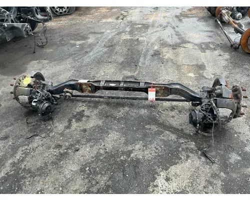 FREIGHTLINER Cascadia 126 Axle Assembly, Front (Steer)