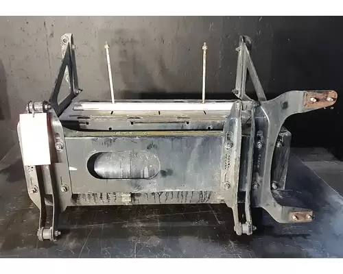 FREIGHTLINER Cascadia 126 Battery BoxTray