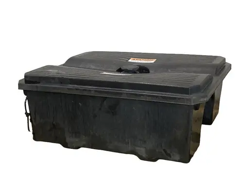 FREIGHTLINER Cascadia 126 Battery Box