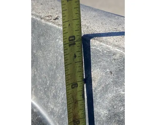 FREIGHTLINER Cascadia 126 Battery Box