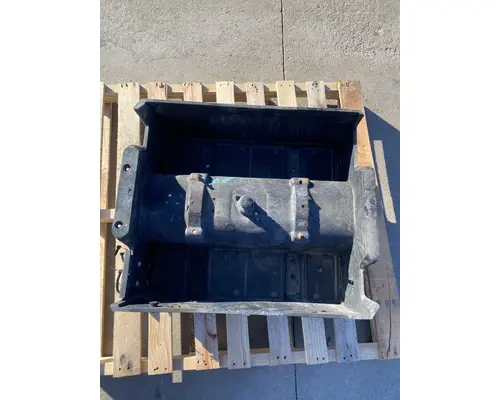 FREIGHTLINER Cascadia 126 Battery Box