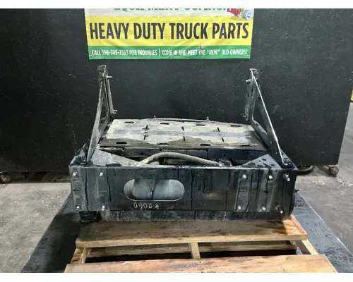 FREIGHTLINER Cascadia 126 Battery Boxes