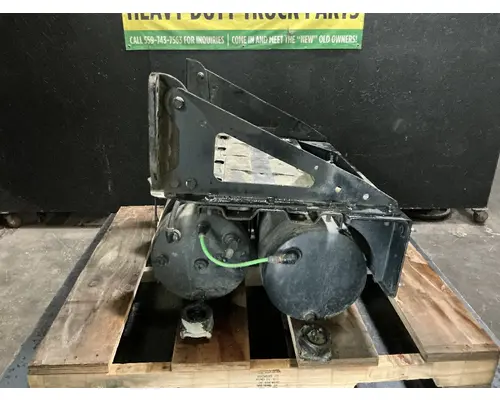 FREIGHTLINER Cascadia 126 Battery Boxes