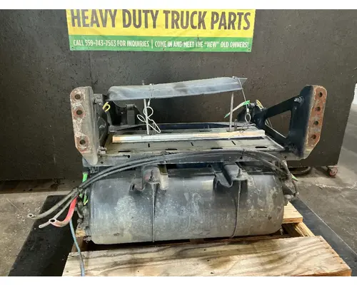 FREIGHTLINER Cascadia 126 Battery Boxes