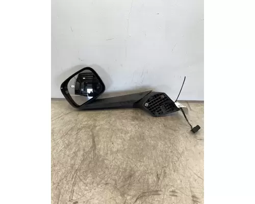 FREIGHTLINER Cascadia 126 Body Parts, Misc.