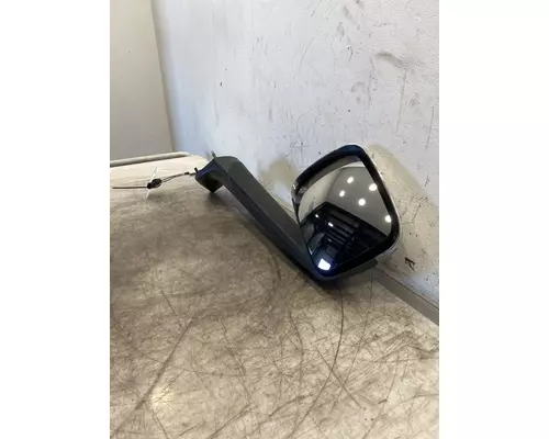 FREIGHTLINER Cascadia 126 Body Parts, Misc.