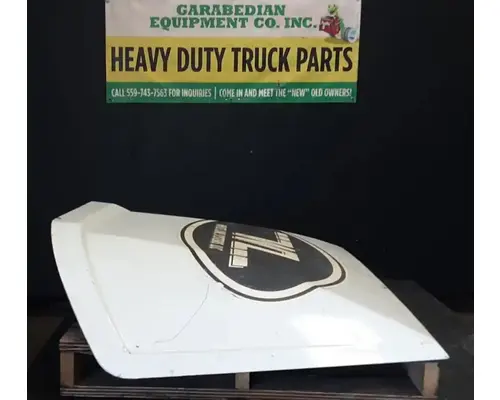 FREIGHTLINER Cascadia 126 Body Parts, Misc.
