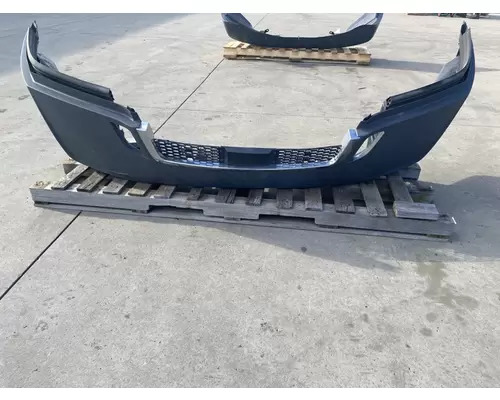 FREIGHTLINER Cascadia 126 Bumper Assembly, Front