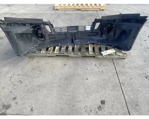 FREIGHTLINER Cascadia 126 Bumper Assembly, Front