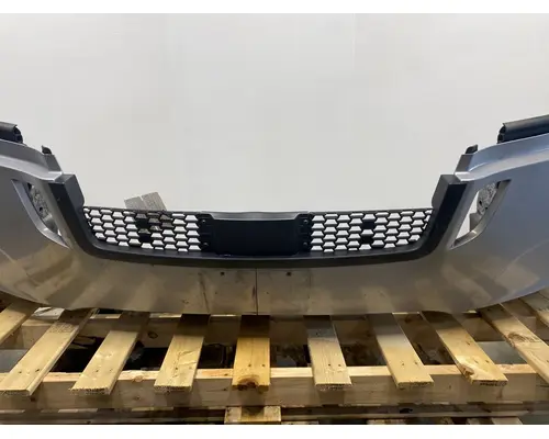FREIGHTLINER Cascadia 126 Bumper Assembly, Front