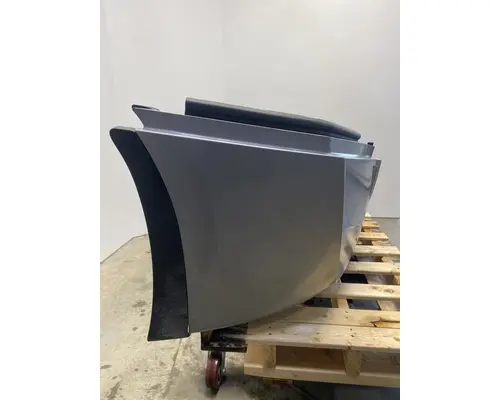 FREIGHTLINER Cascadia 126 Bumper Assembly, Front