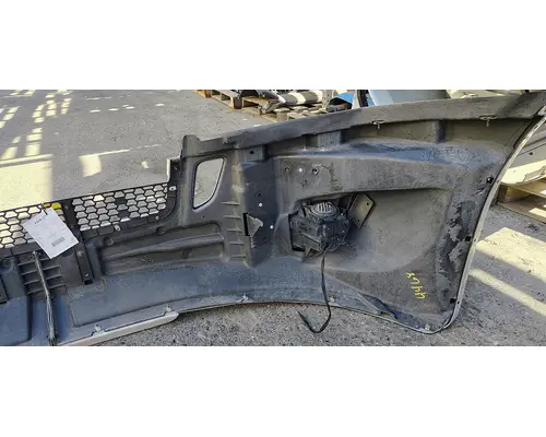 FREIGHTLINER Cascadia 126 Bumper Assembly, Front