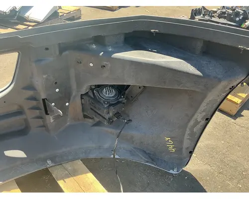 FREIGHTLINER Cascadia 126 Bumper Assembly, Front