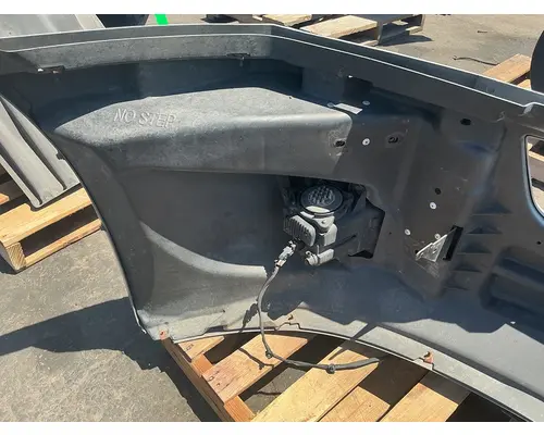 FREIGHTLINER Cascadia 126 Bumper Assembly, Front