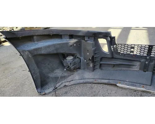 FREIGHTLINER Cascadia 126 Bumper Assembly, Front