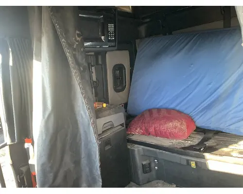 FREIGHTLINER Cascadia 126 Cab Assembly