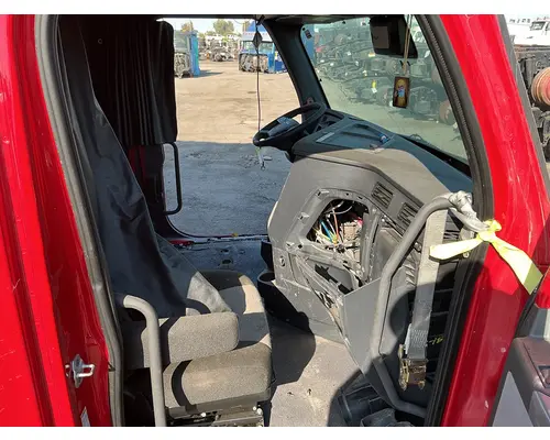 FREIGHTLINER Cascadia 126 Cab Assembly