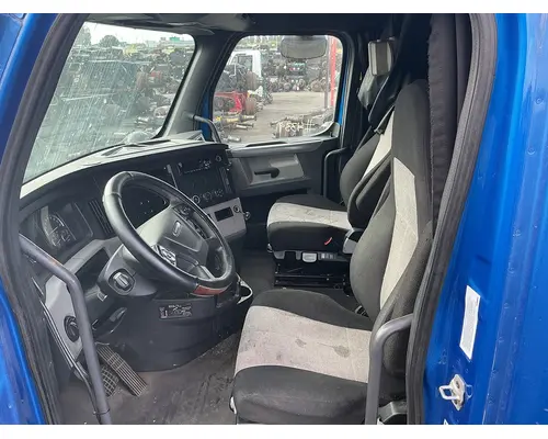 FREIGHTLINER Cascadia 126 Cab Assembly
