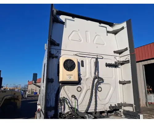 FREIGHTLINER Cascadia 126 Cab Assembly