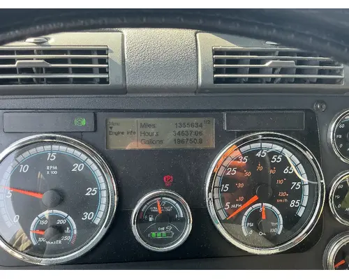 FREIGHTLINER Cascadia 126 Cab Assembly