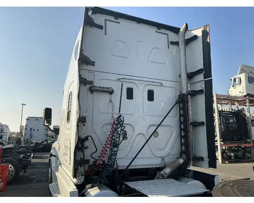 FREIGHTLINER Cascadia 126 Cab Assembly
