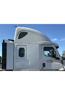 FREIGHTLINER Cascadia 126 Cab Assembly