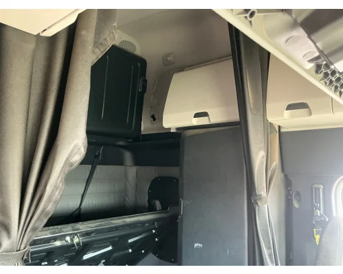 FREIGHTLINER Cascadia 126 Cab Assembly