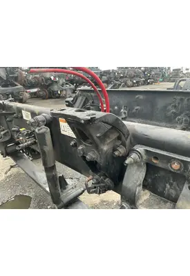 FREIGHTLINER Cascadia 126 Cab Mount Bracket