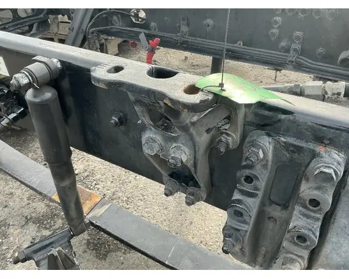FREIGHTLINER Cascadia 126 Cab Mount Bracket
