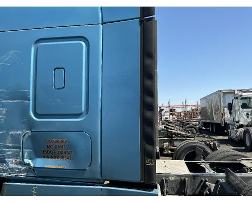 FREIGHTLINER Cascadia 126 Cab/Sleeper Fairing