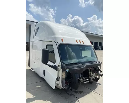 FREIGHTLINER Cascadia 126 Cab