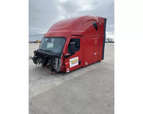 FREIGHTLINER Cascadia 126 Cab