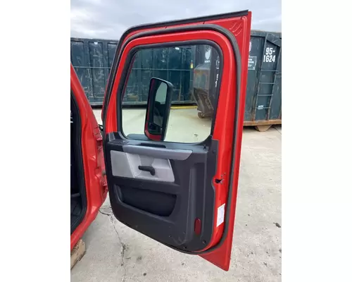 FREIGHTLINER Cascadia 126 Cab