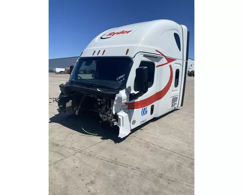 FREIGHTLINER Cascadia 126 Cab