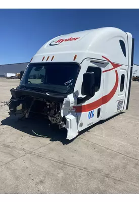 FREIGHTLINER Cascadia 126 Cab