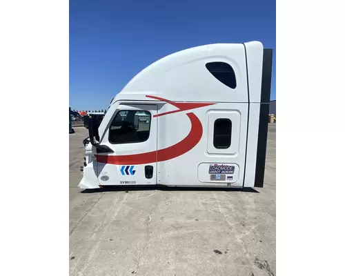 FREIGHTLINER Cascadia 126 Cab