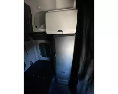FREIGHTLINER Cascadia 126 Cab