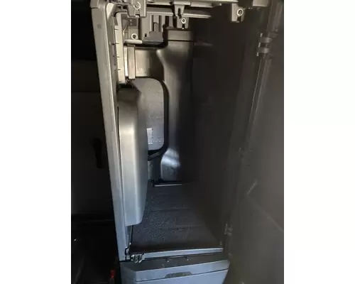 FREIGHTLINER Cascadia 126 Cab