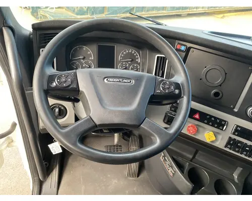 FREIGHTLINER Cascadia 126 Cab