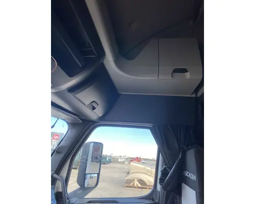 FREIGHTLINER Cascadia 126 Cab