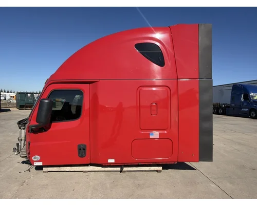 FREIGHTLINER Cascadia 126 Cab