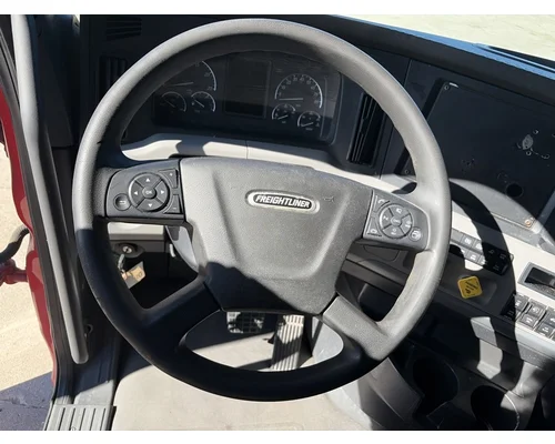 FREIGHTLINER Cascadia 126 Cab