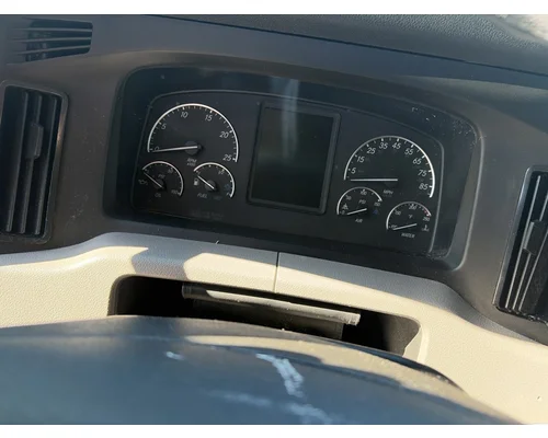 FREIGHTLINER Cascadia 126 Cab