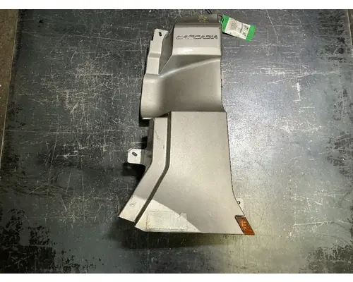 FREIGHTLINER Cascadia 126 Cowl