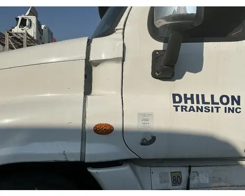 FREIGHTLINER Cascadia 126 Cowl