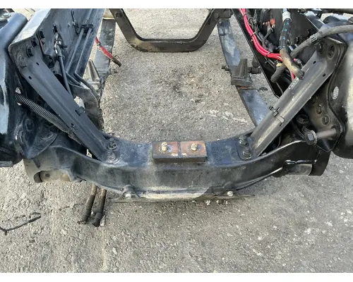 FREIGHTLINER Cascadia 126 Crossmember
