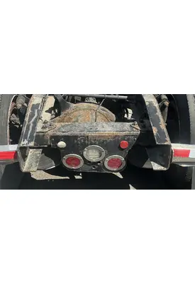 FREIGHTLINER Cascadia 126 Crossmember