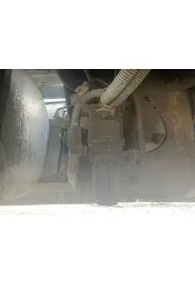 FREIGHTLINER Cascadia 126 DEF Pump