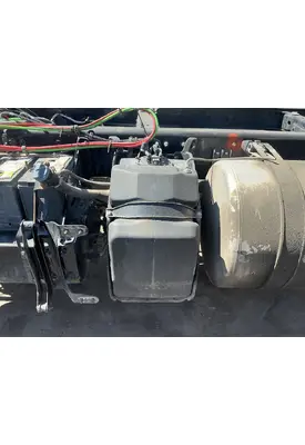 FREIGHTLINER Cascadia 126 DEF Tank