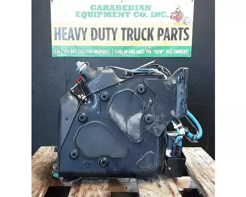 FREIGHTLINER Cascadia 126 DEF Tank